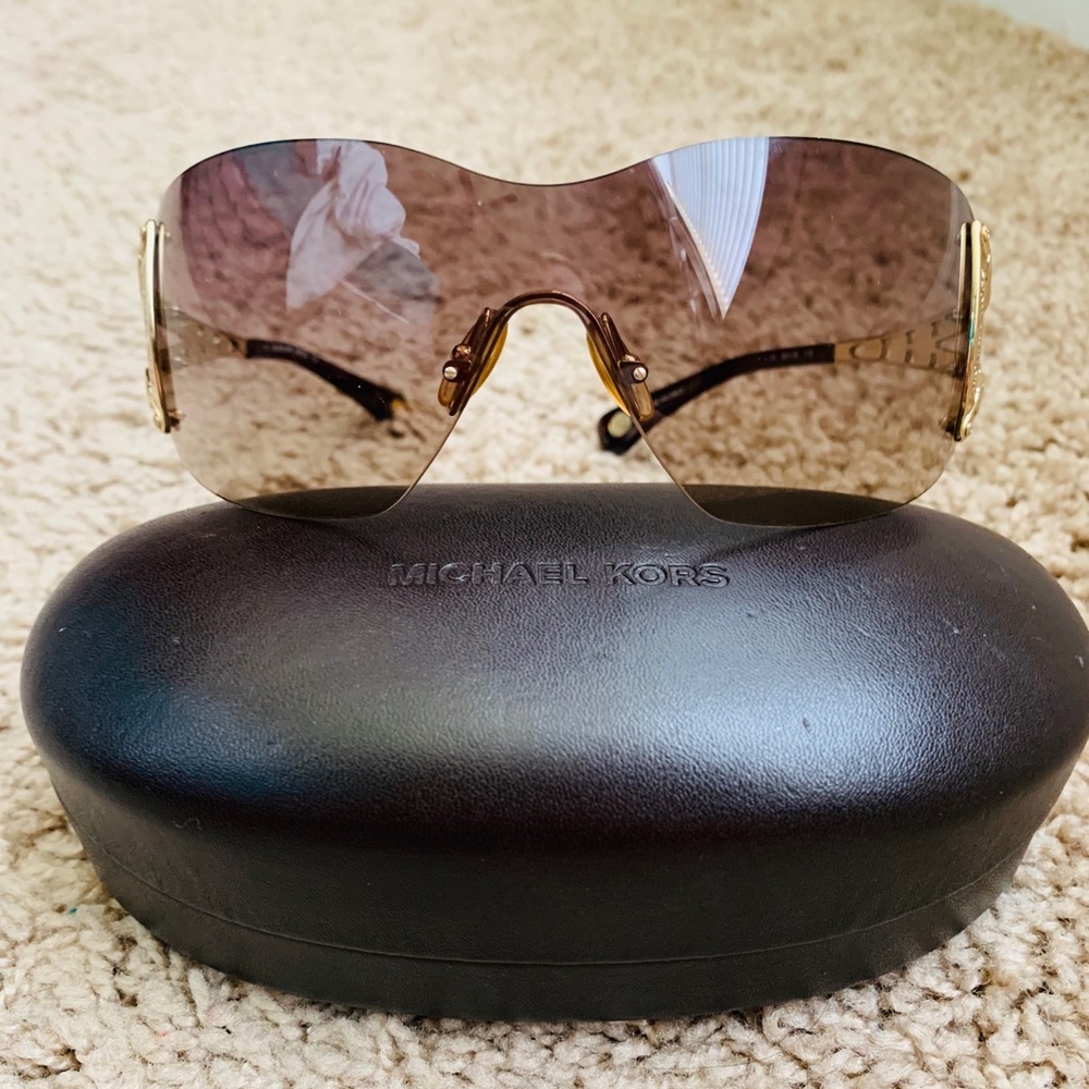 🏝AUTHENTIC🏝 Michael Kors Brown & Gold Sunglasses